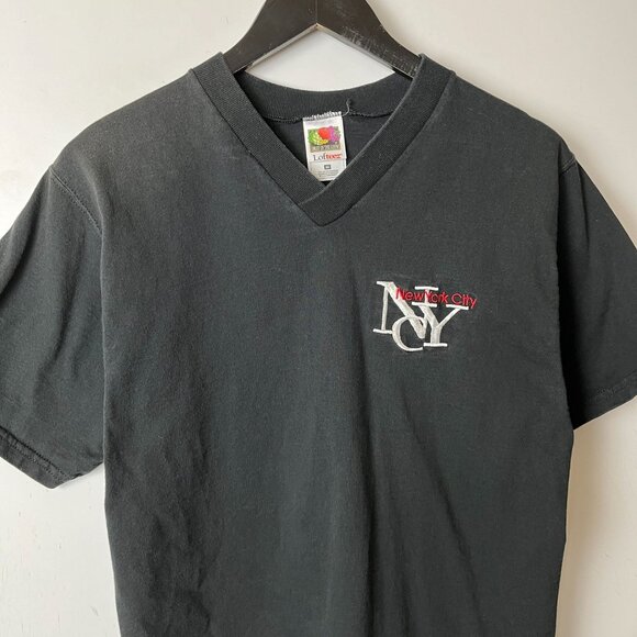 NYC Vintage 1990s Black V-Neck T-Shirt Fruit of the Loom S Unisex Fit - Picture 10 of 14